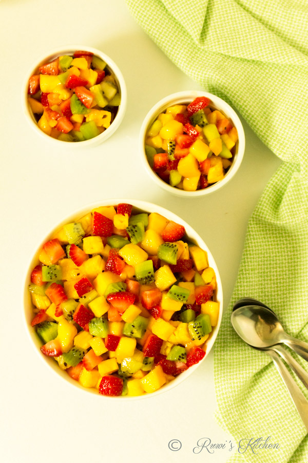 It is a healthy, quick and simple  Summer salad that everyone will love.